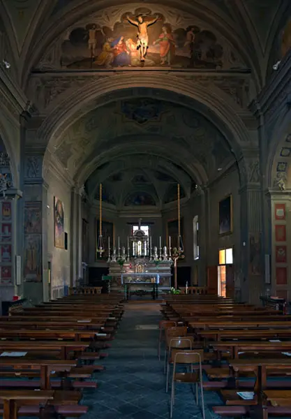 Interni della chiesa di Baveno, Verbania
