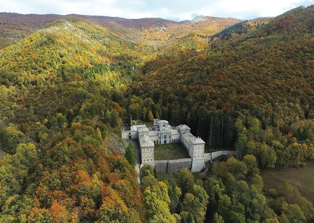 Il castello di Casotto già certosa.