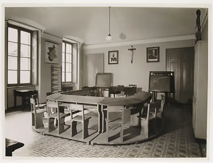 Un'aula dell'Istituto di via Assarotti.