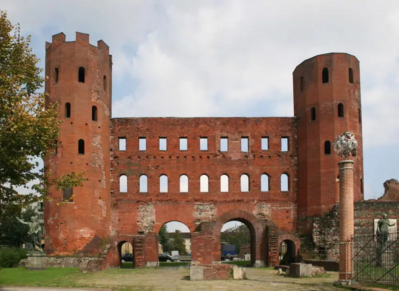 Porta Palatina (© Museo Torino - foto di Enrico Lusso).